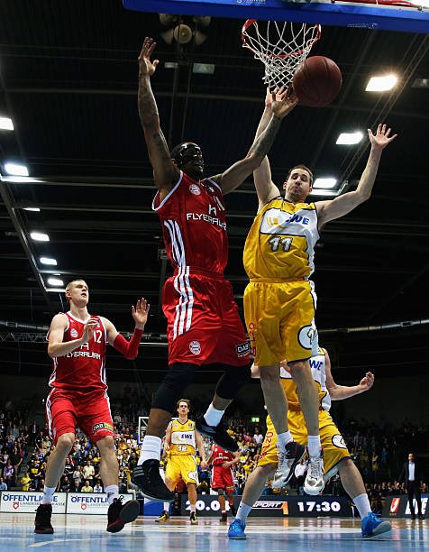 稳定的锋线 稳定的锋线