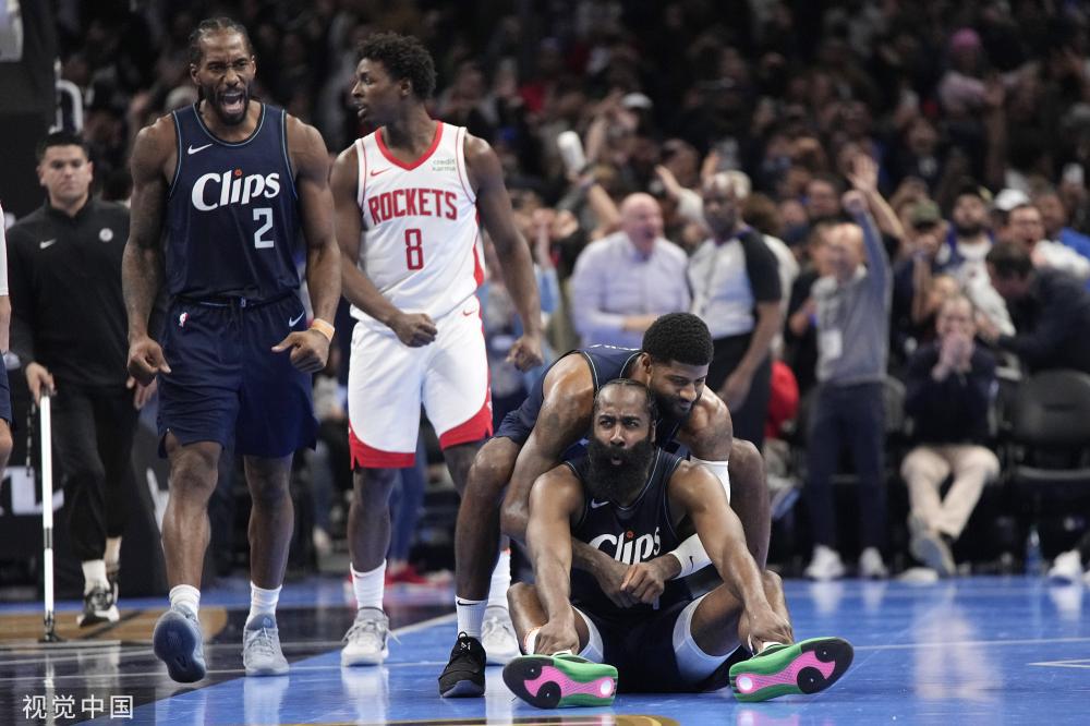 次问鼎亚冠 次问鼎亚冠