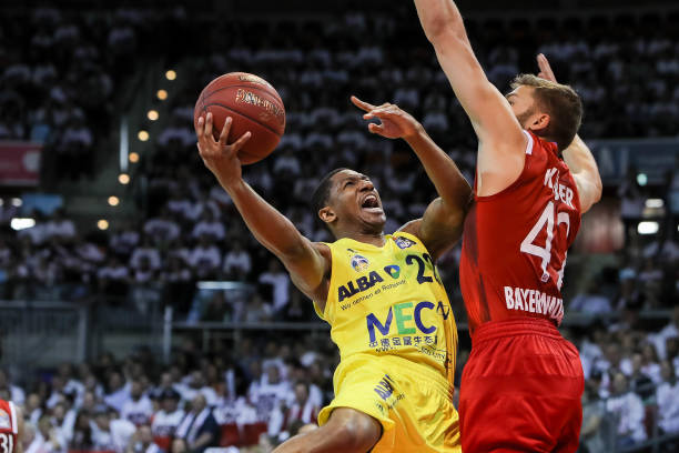 中的多场比 中的多场比